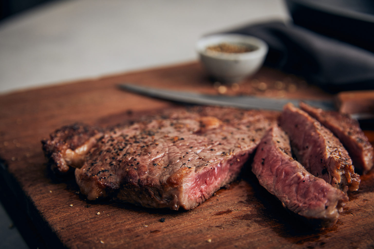 Rib Eye Steak Legges