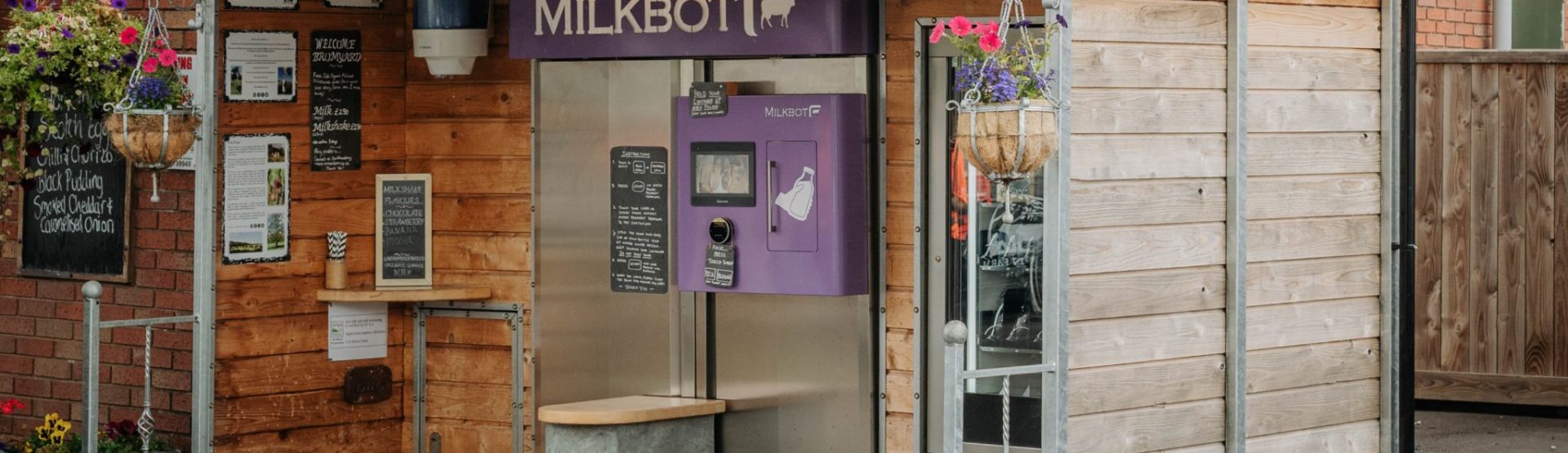 Milk vending machine in Worcestershire/Herefordshire