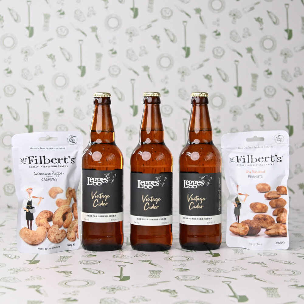 Legges Herefordshire cider and nuts hamper